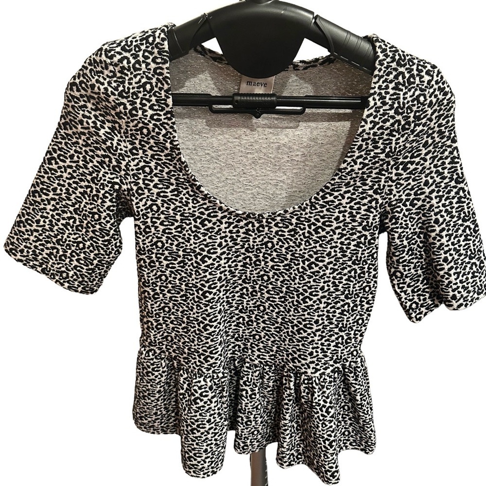 Maeve by Anthropologie XXS Peplum Leopard Print Top – Black & White